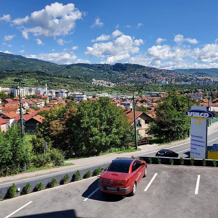 Sleep And Drive Cosy Apartment Sarajevo Bagian luar foto