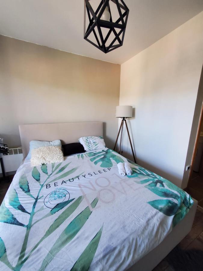 Sleep And Drive Cosy Apartment Sarajevo Bagian luar foto