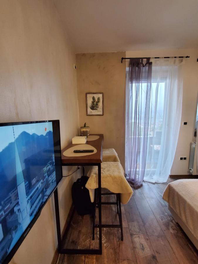 Sleep And Drive Cosy Apartment Sarajevo Bagian luar foto